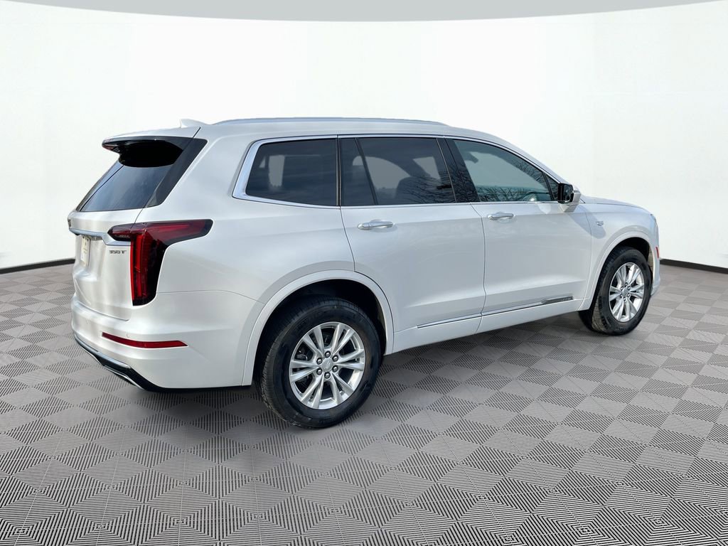 Certified 2024 Cadillac XT6 Luxury w/ LPO, Floor Liner Package AWD/4WD image 6