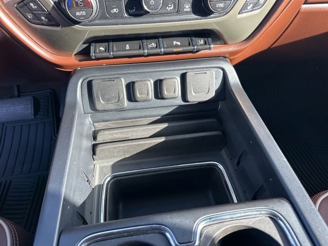 Used 2014 Chevrolet Silverado 1500 High Country w/ High Country Premium Package image 23