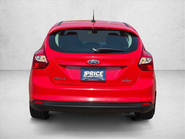 Used 2014 Ford Focus SE w/ SE Winter Package FWD image 6