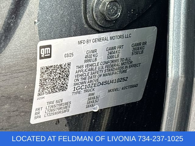Certified 2025 Chevrolet Silverado EV LT AWD/4WD image 32