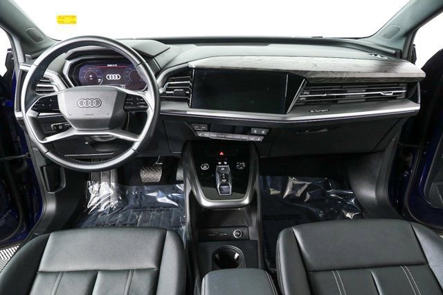 Used 2023 Audi Q4 e-tron Premium Plus w/ Premium Plus image 18