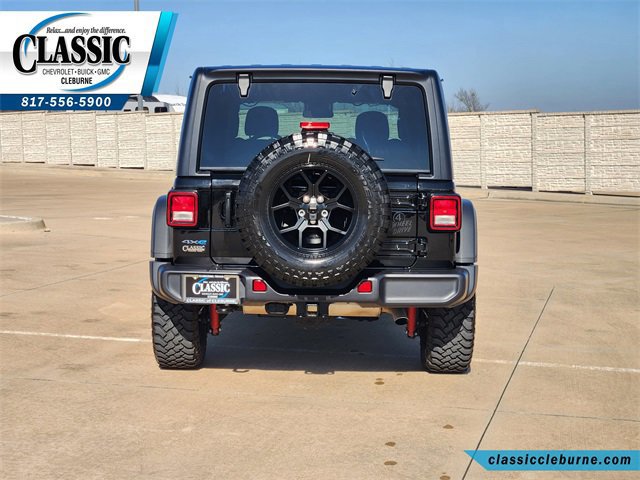 Used 2025 Jeep Wrangler Willys image 8