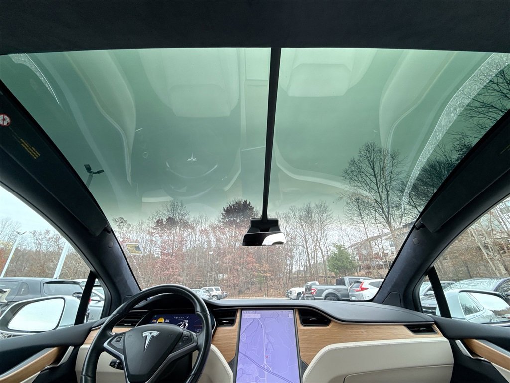 Used 2020 Tesla Model X Long Range image 16