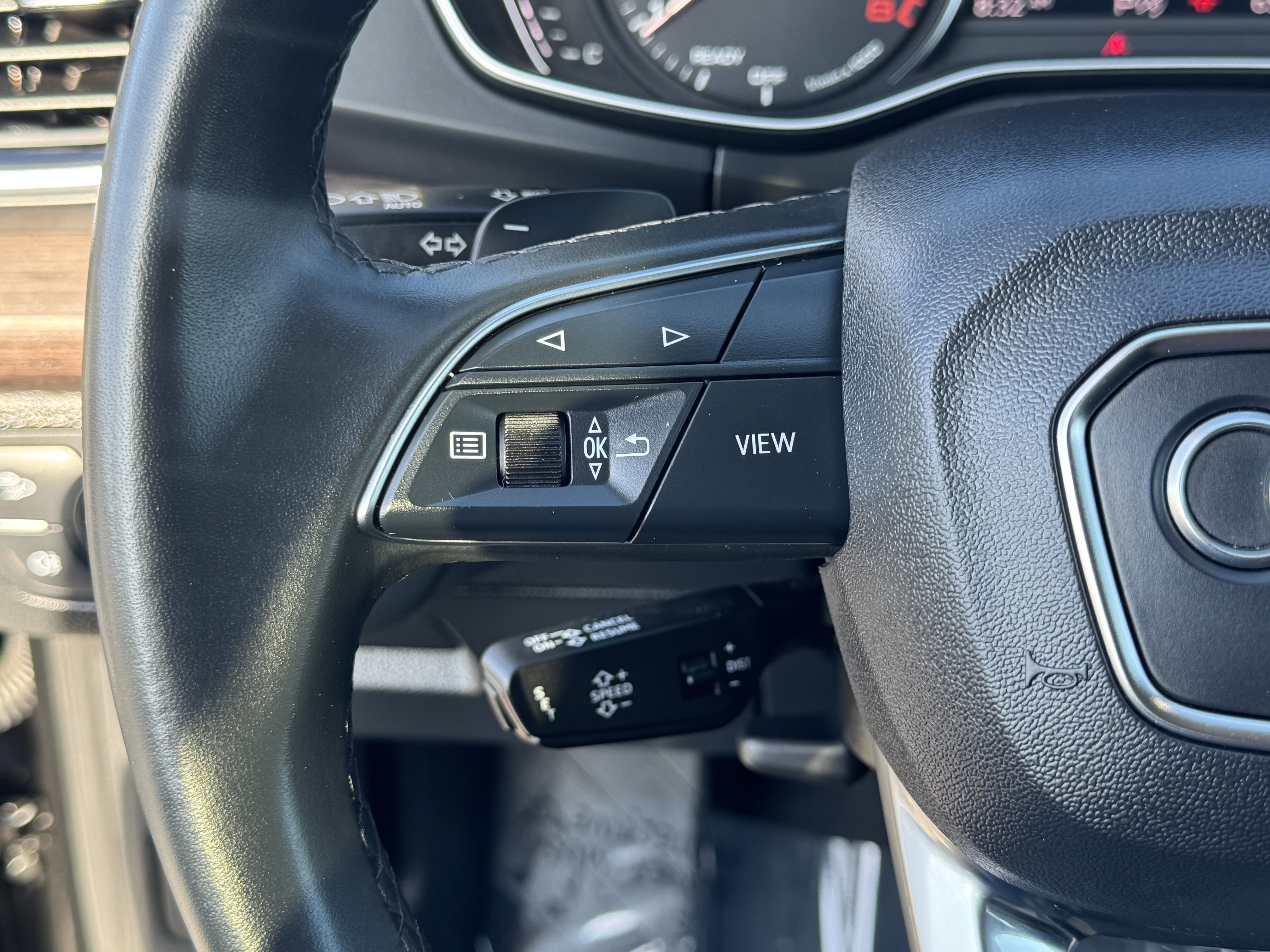 Used 2024 Audi Q5 2.0T Premium w/ Convenience Package image 25