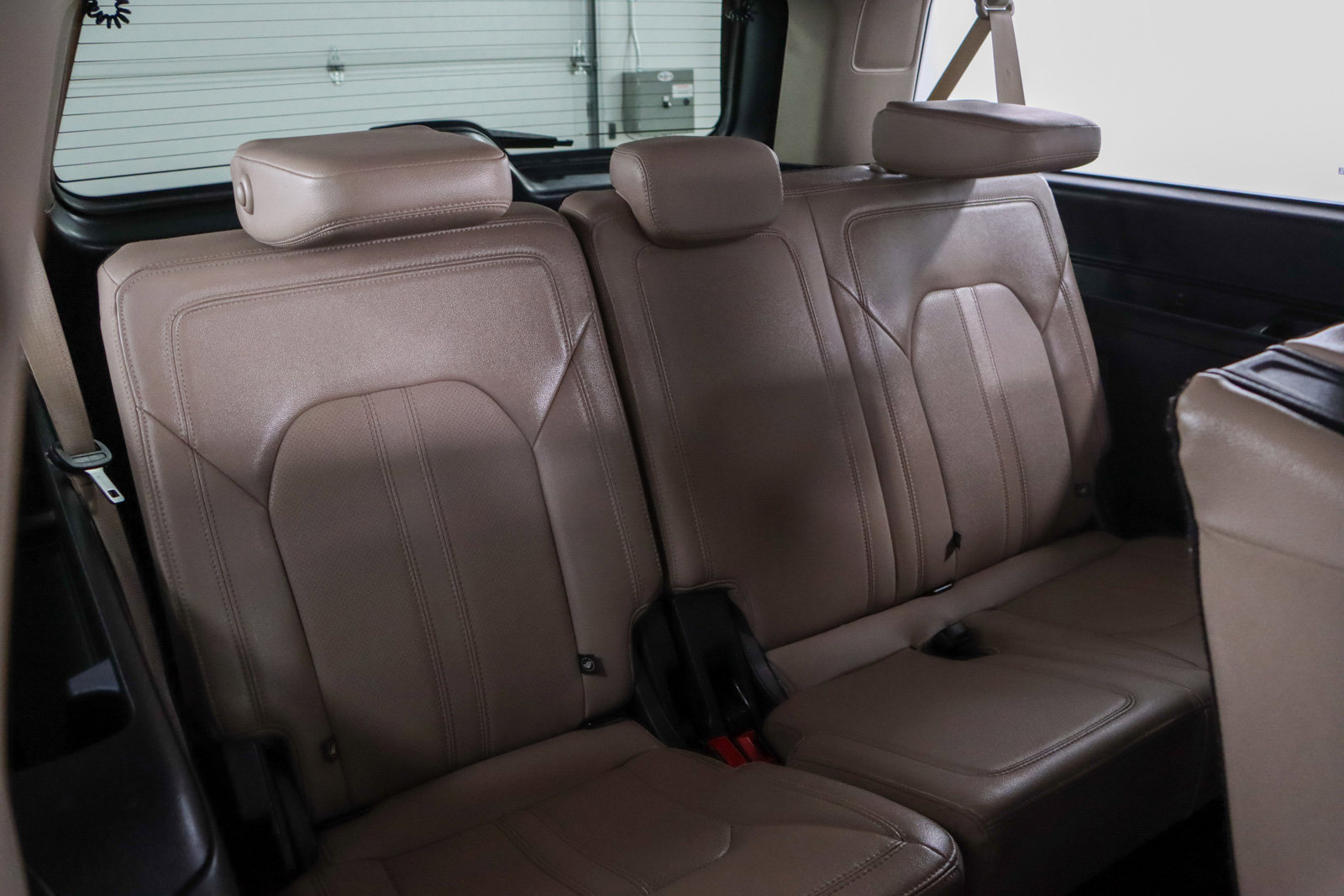 Used 2023 Ford Expedition Max Limited image 33