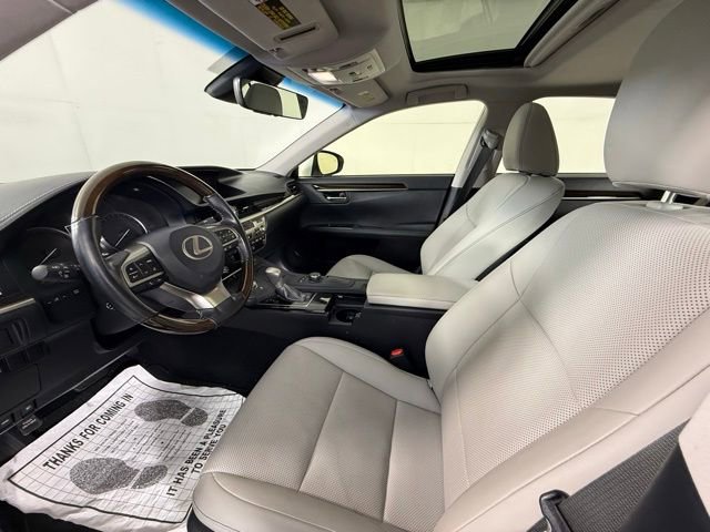 Used 2016 Lexus ES 350 FWD image 16