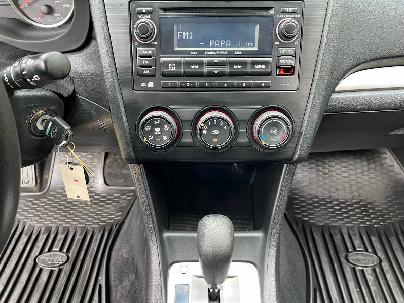 Used 2014 Subaru Crosstrek 2.0i Premium AWD/4WD image 18