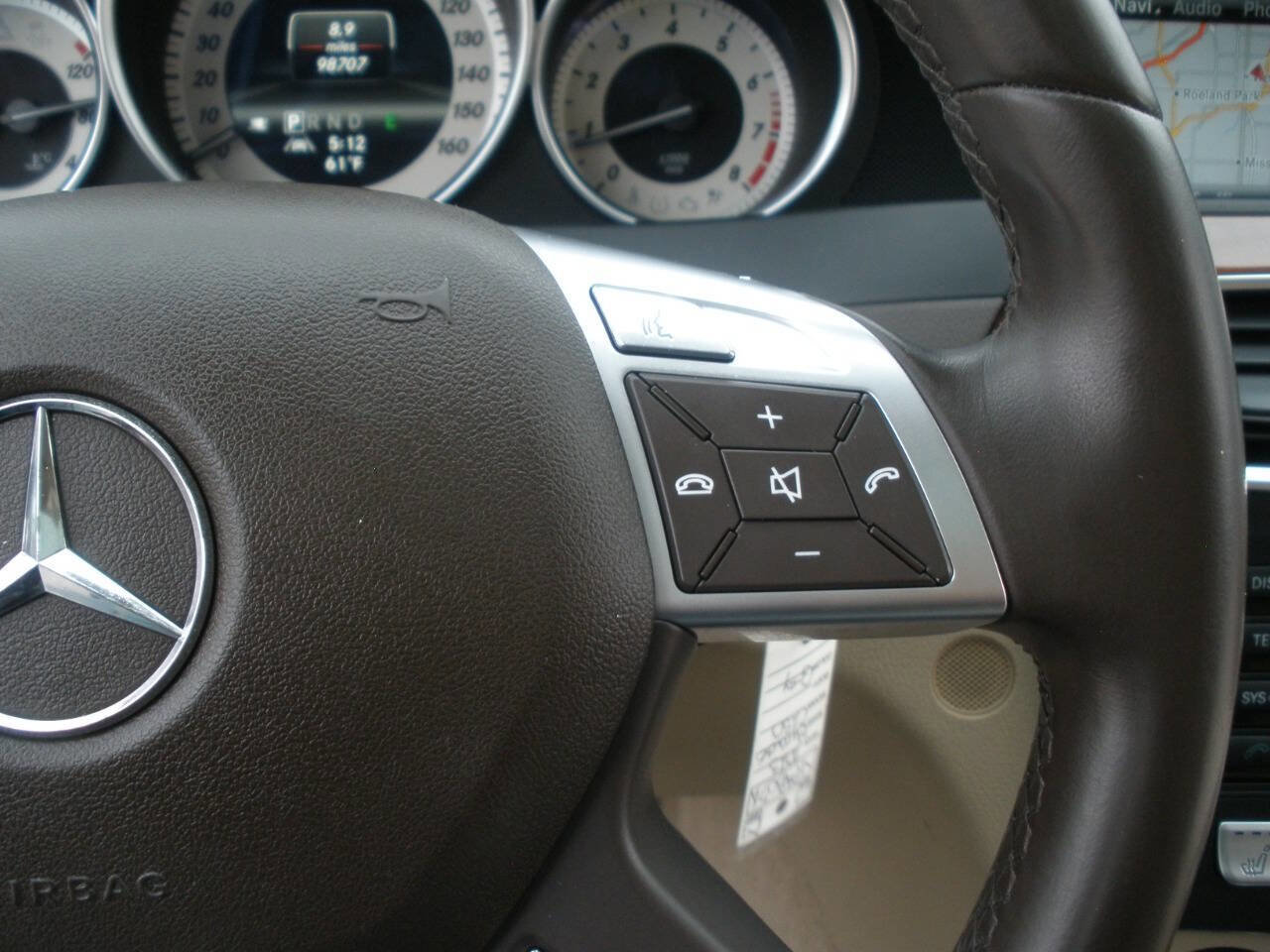 Used 2013 Mercedes-Benz C 250 Sedan image 39
