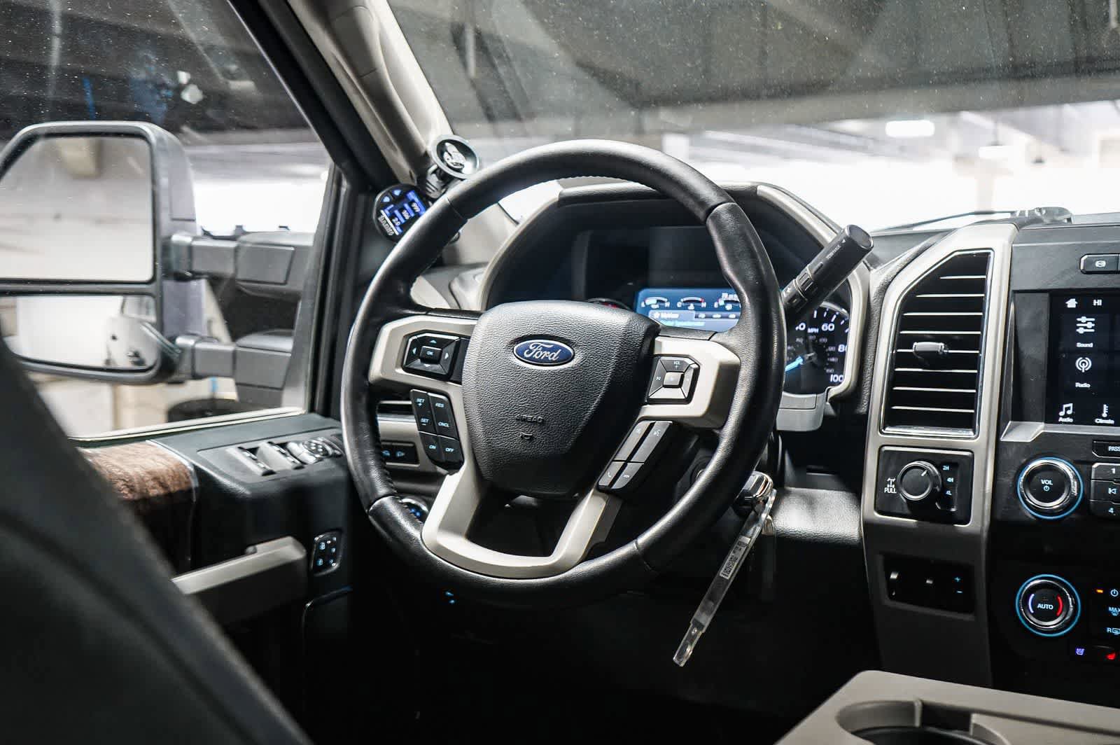Used 2019 Ford F250 Lariat w/ Lariat Value Package image 12