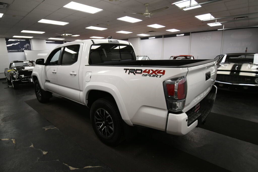 Certified 2023 Toyota Tacoma TRD Sport w/ Advanced Technology Package AWD/4WD image 6