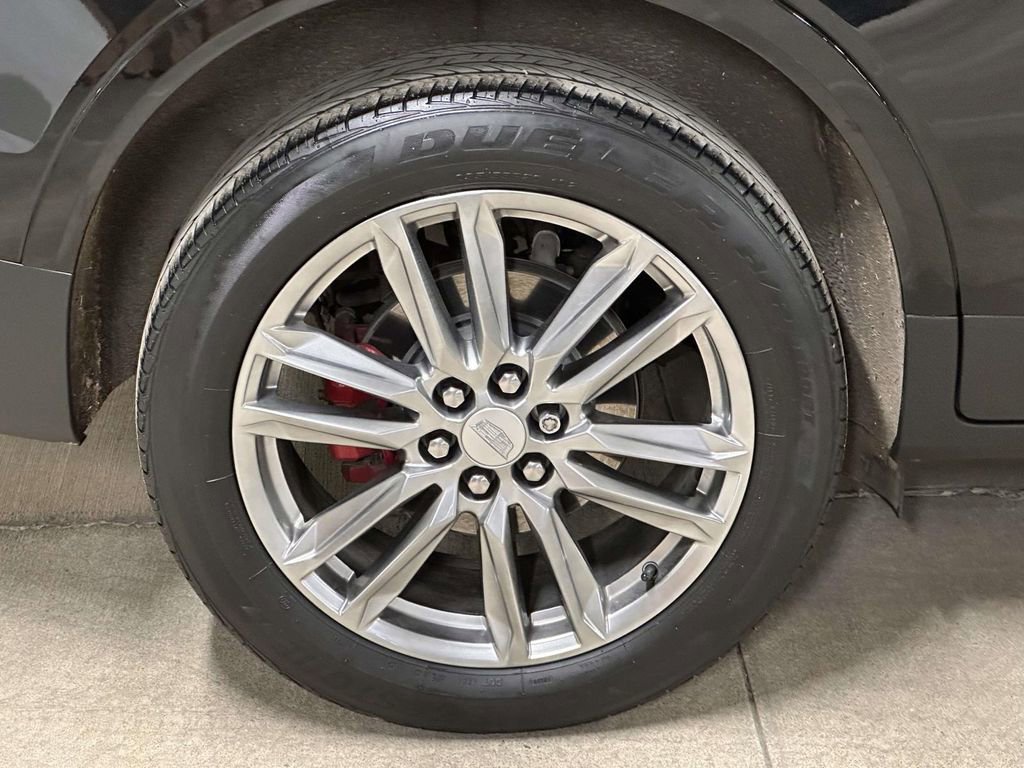Used 2023 Cadillac XT5 Sportv w/ Technology Package image 12