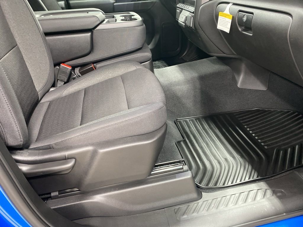 New 2026 Chevrolet Silverado 1500 Custom w/ Turbomax Blackout Package AWD/4WD image 19