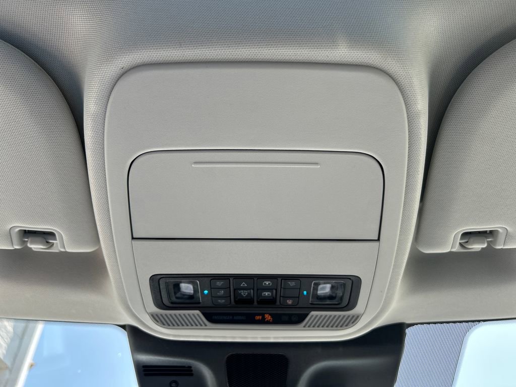 Used 2025 Ford Expedition Active RWD image 22