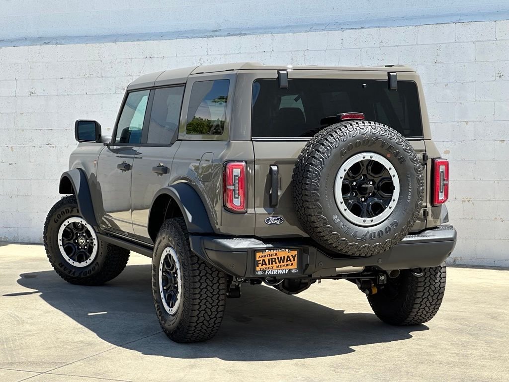 New 2026 Ford Bronco Badlands AWD/4WD image 4