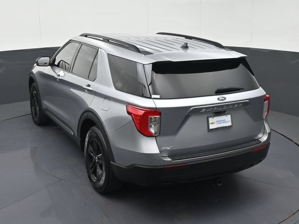 Used 2023 Ford Explorer XLT RWD image 25