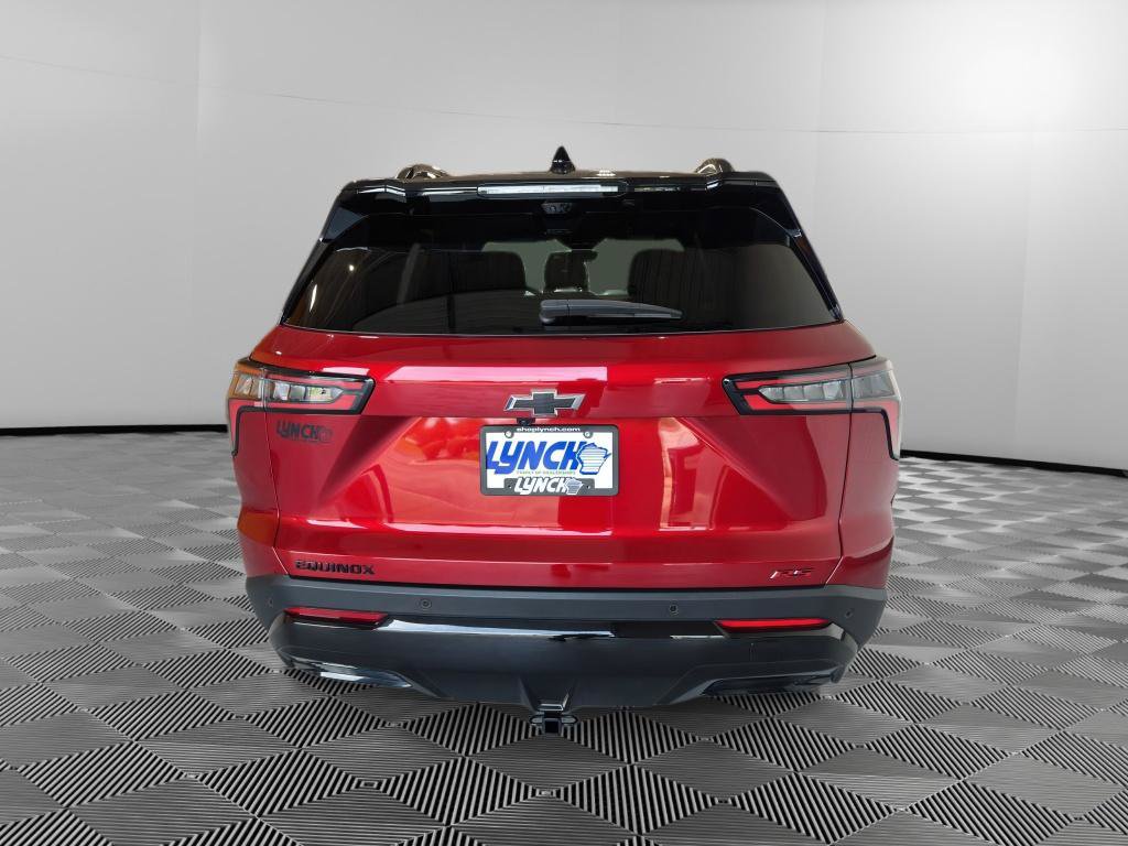 Used 2025 Chevrolet Equinox RS w/ Safety and Technology Package FWD image 4