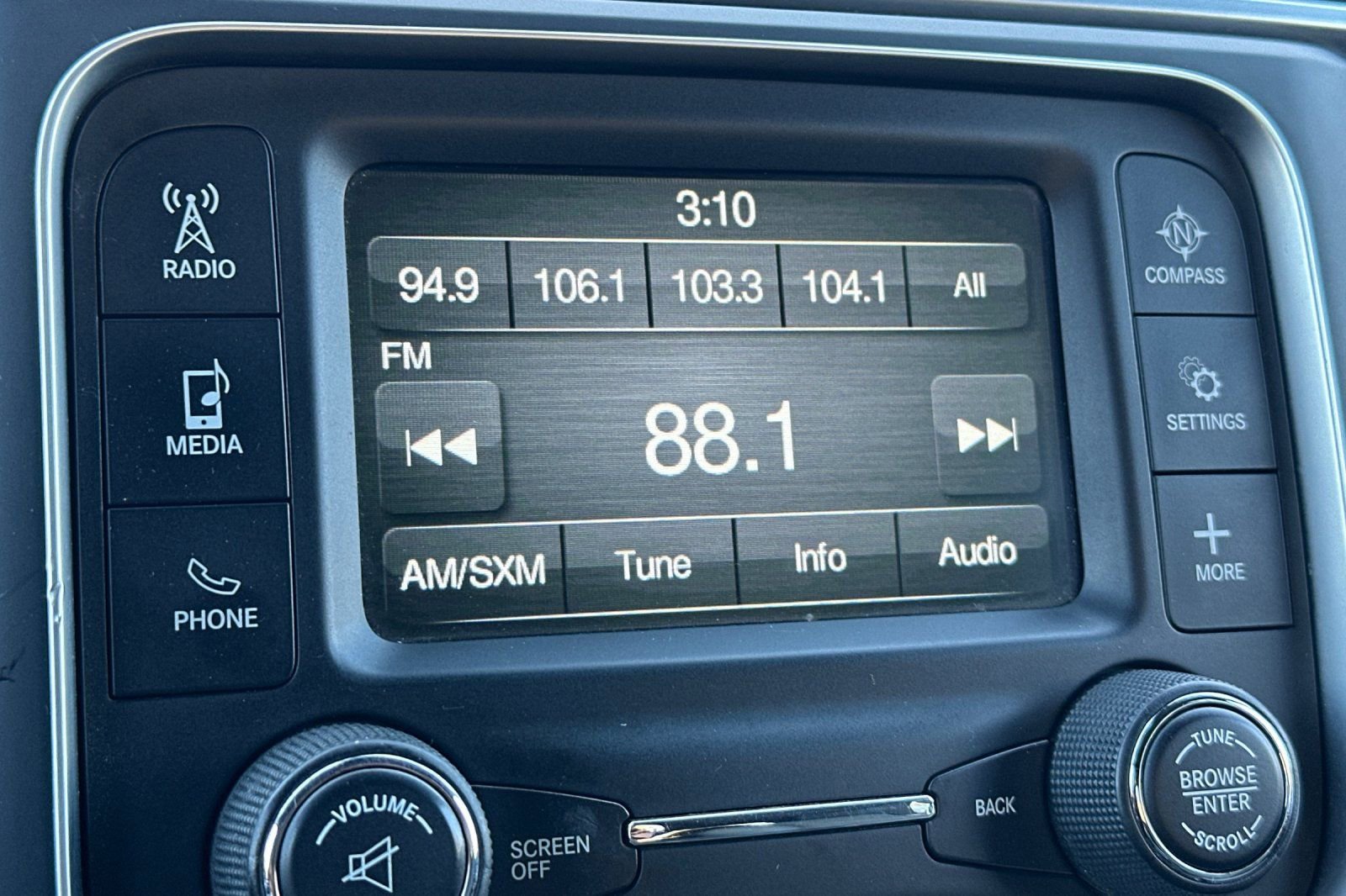 Used 2024 RAM 1500 Classic SLT image 19