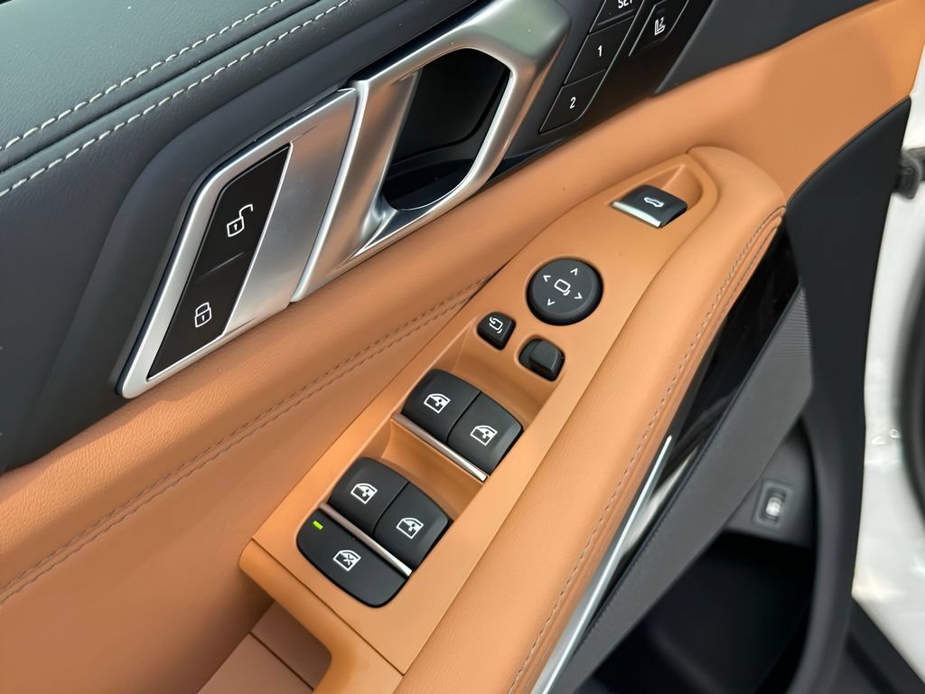 New 2026 BMW X5 xDrive50e AWD/4WD image 12