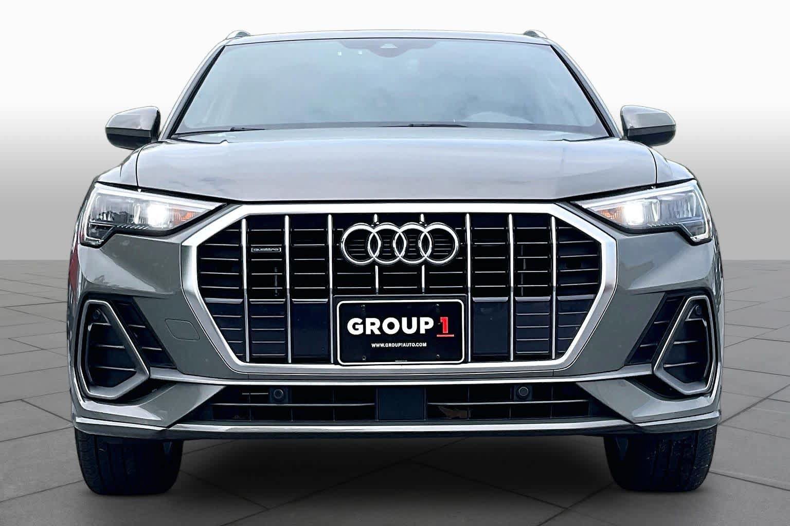 Used 2021 Audi Q3 2.0T Premium w/ Convenience Package AWD/4WD image 3