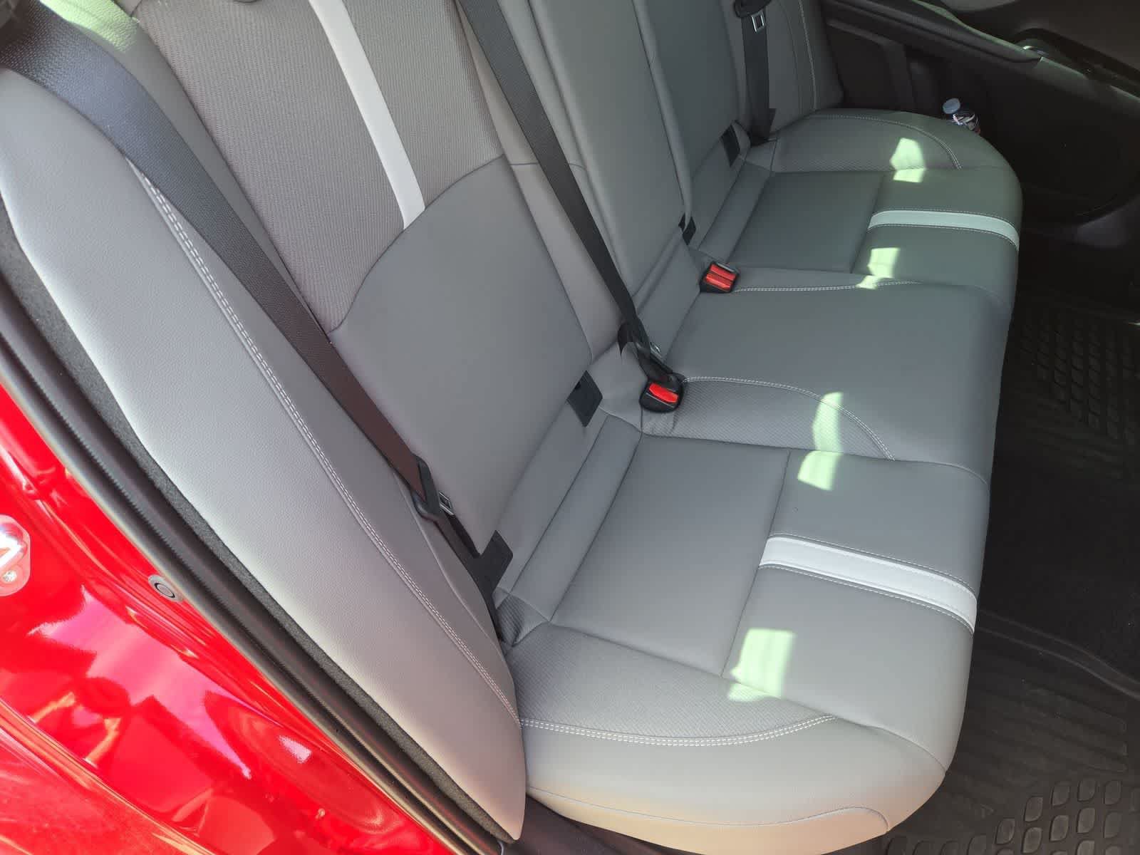 Used 2025 Toyota Camry SE w/ Convenience Package FWD image 20