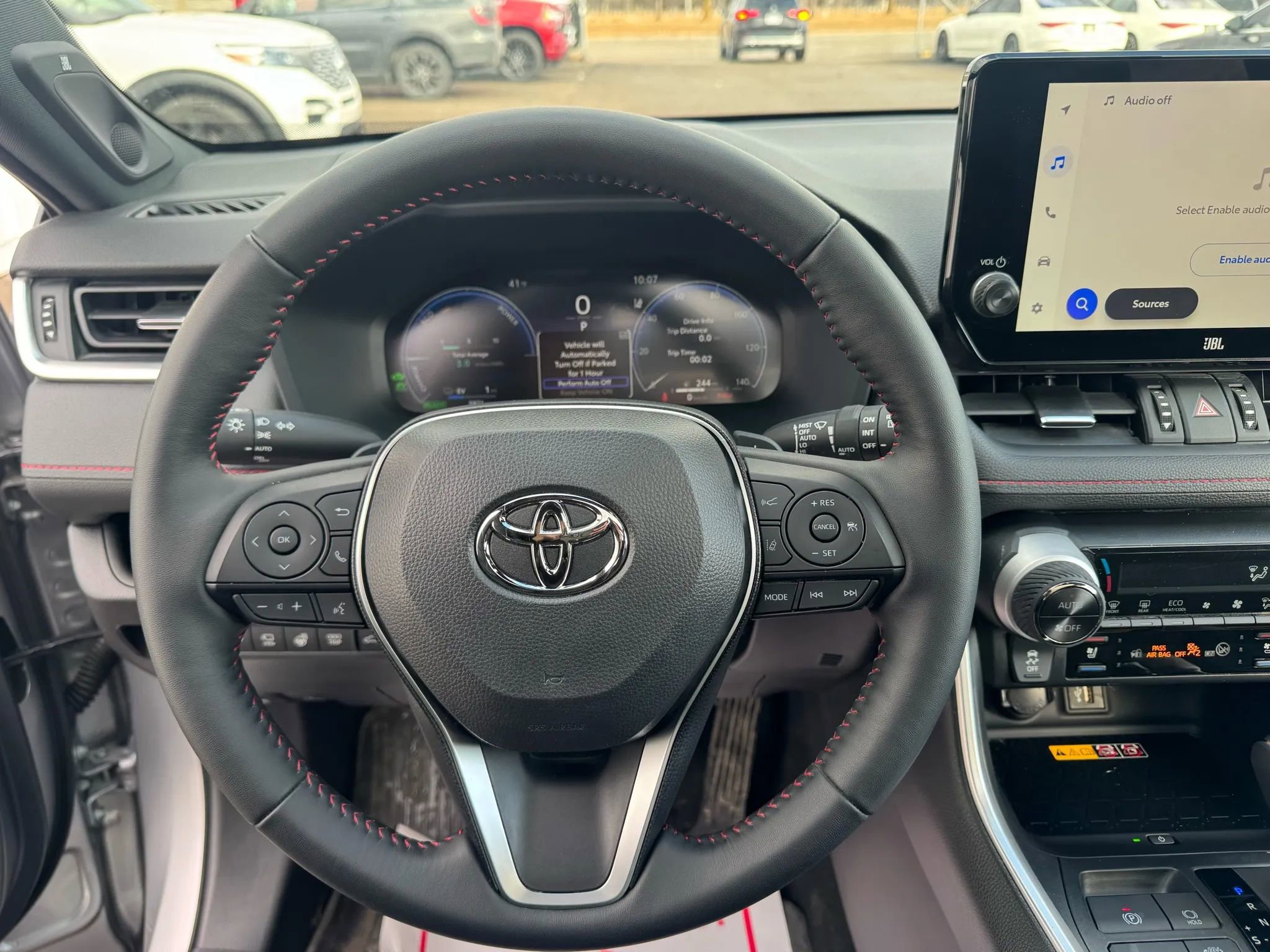 Used 2025 Toyota RAV4 XSE w/ Premium Package image 13