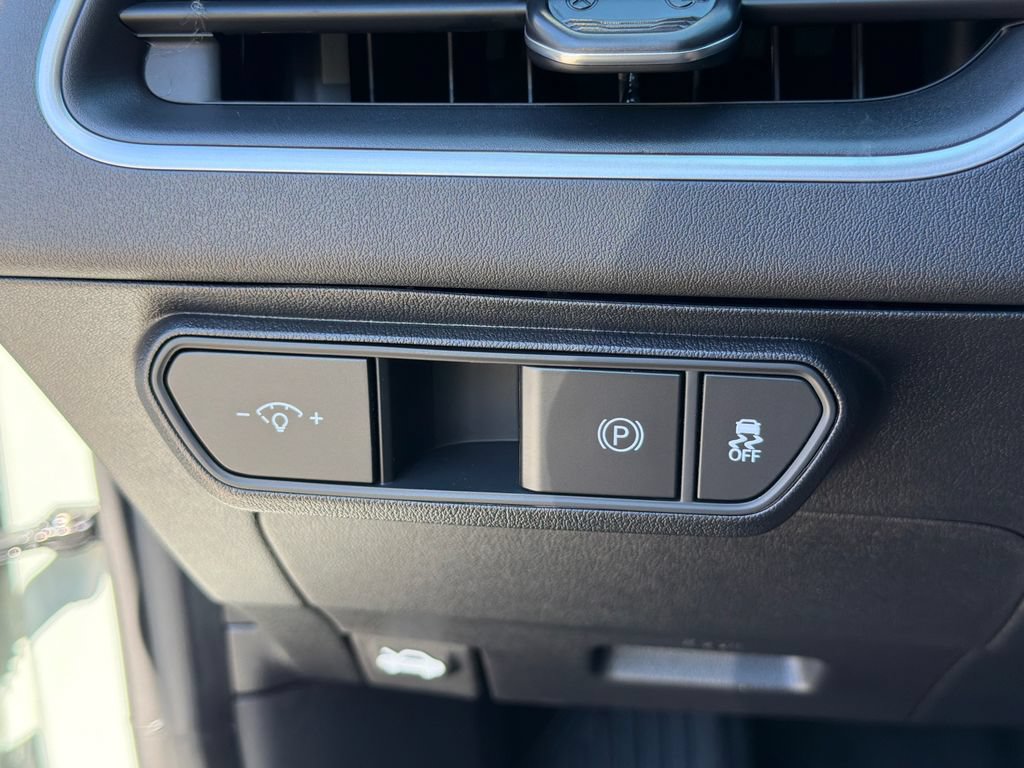 New 2026 Kia K4 FWD image 19
