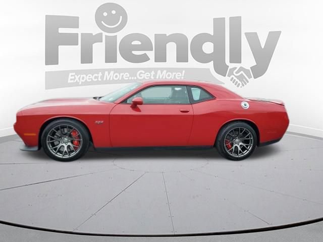 Used 2016 Dodge Challenger SRT w/ Technology Group RWD image 2