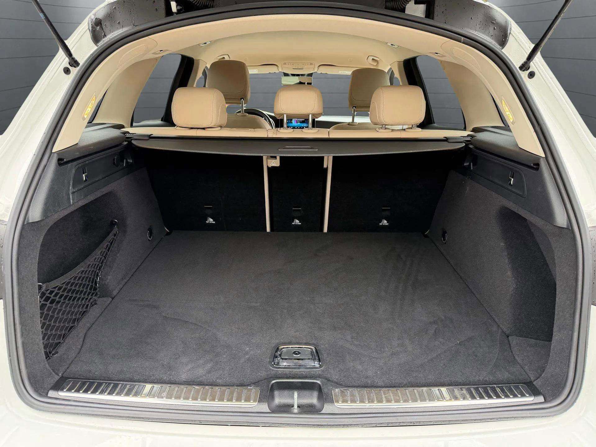 Used 2022 Mercedes-Benz GLC 300 image 23