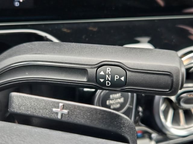 Certified 2025 Mercedes-Benz GLA 250 4MATIC image 32