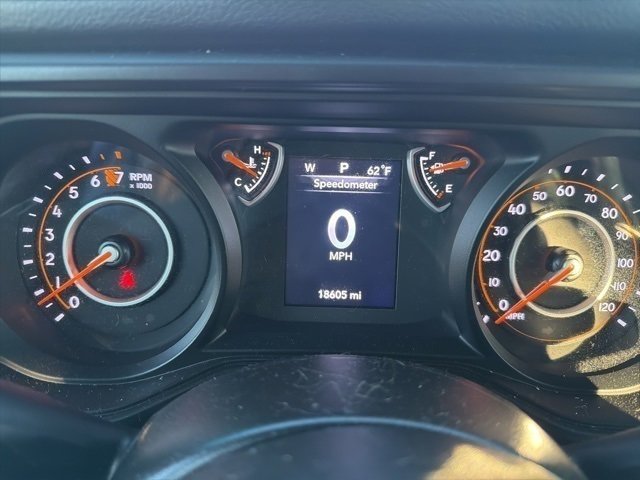 Used 2024 Jeep Gladiator Sport image 9