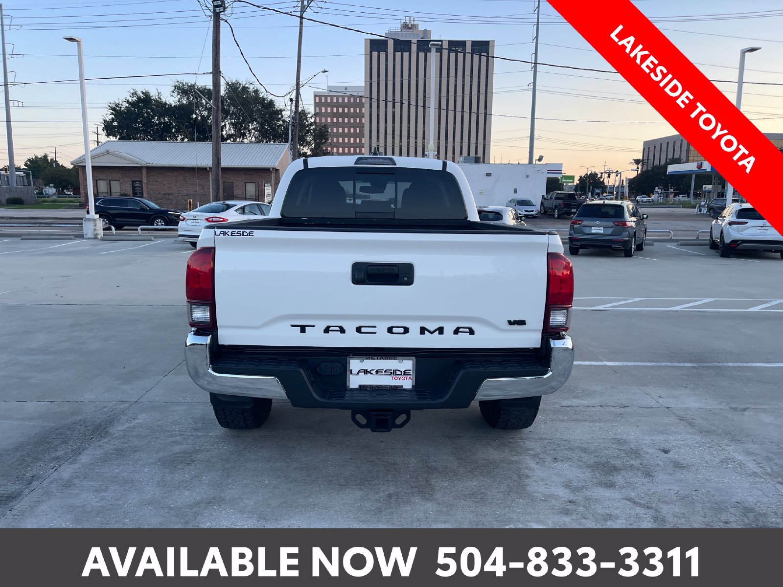 Used 2022 Toyota Tacoma SR5 RWD image 4