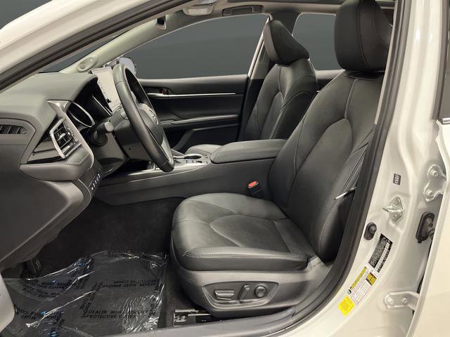 Used 2023 Toyota Camry XLE w/ Navigation Package image 4