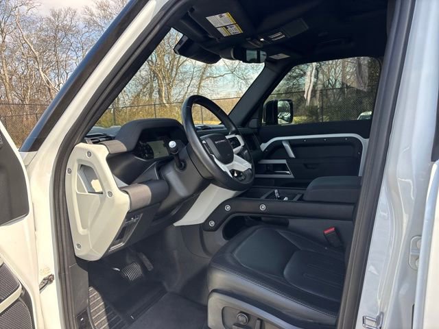 Used 2022 Land Rover Defender 110 X-Dynamic SE image 14