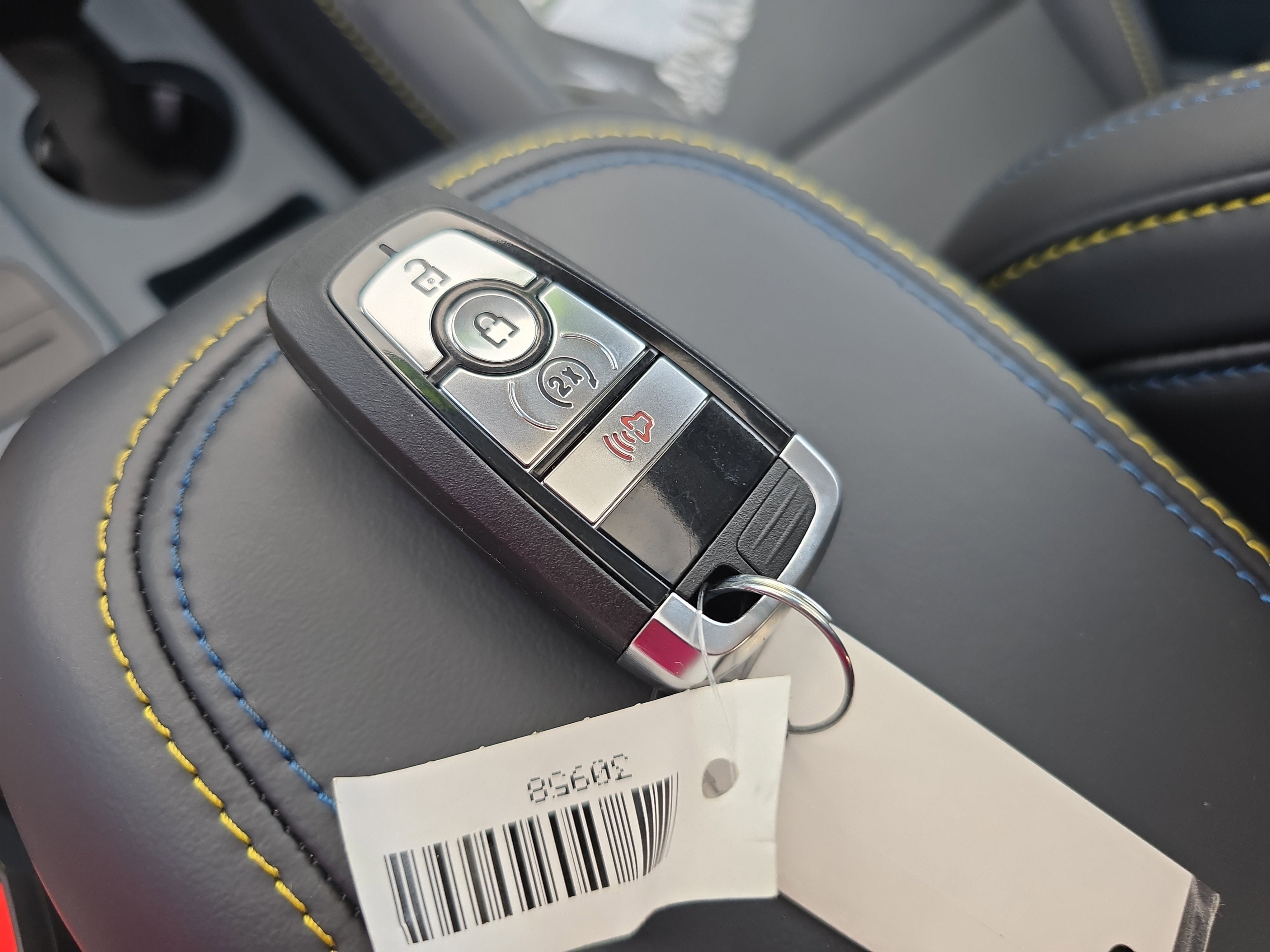 New 2025 Ford Maverick Lobo image 35