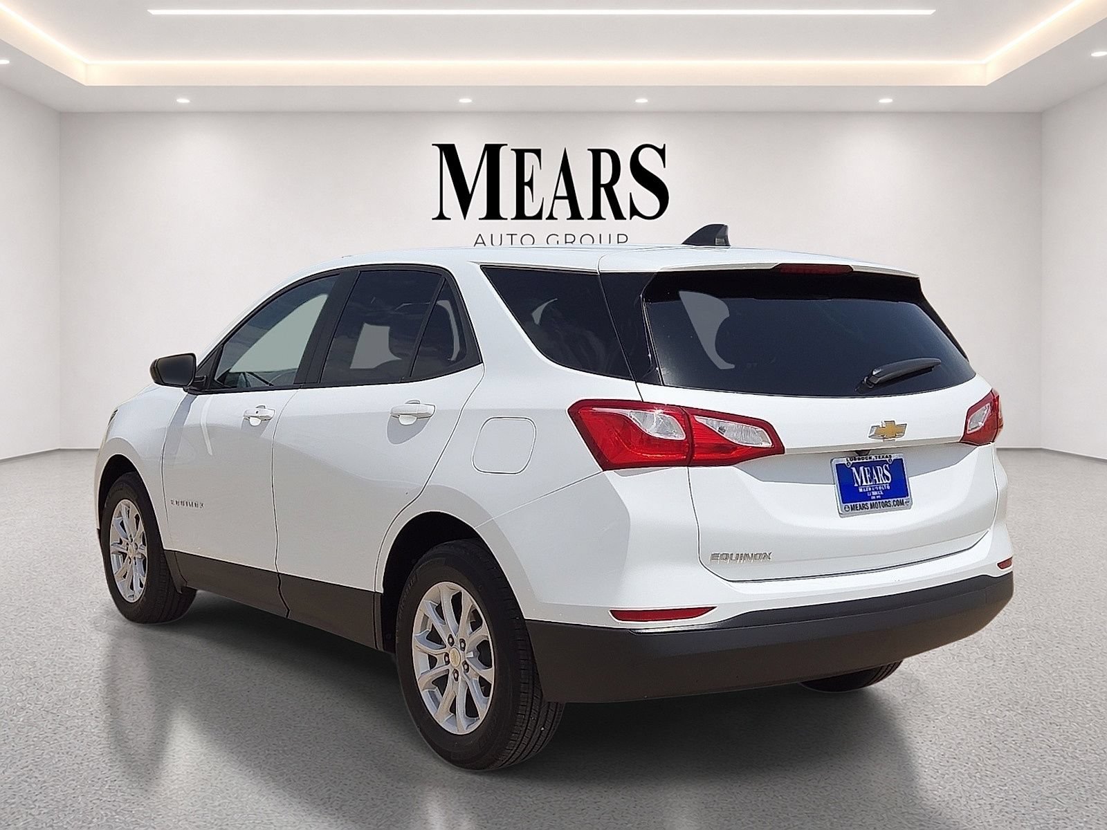Used 2021 Chevrolet Equinox LS w/ LS Convenience Package FWD image 3
