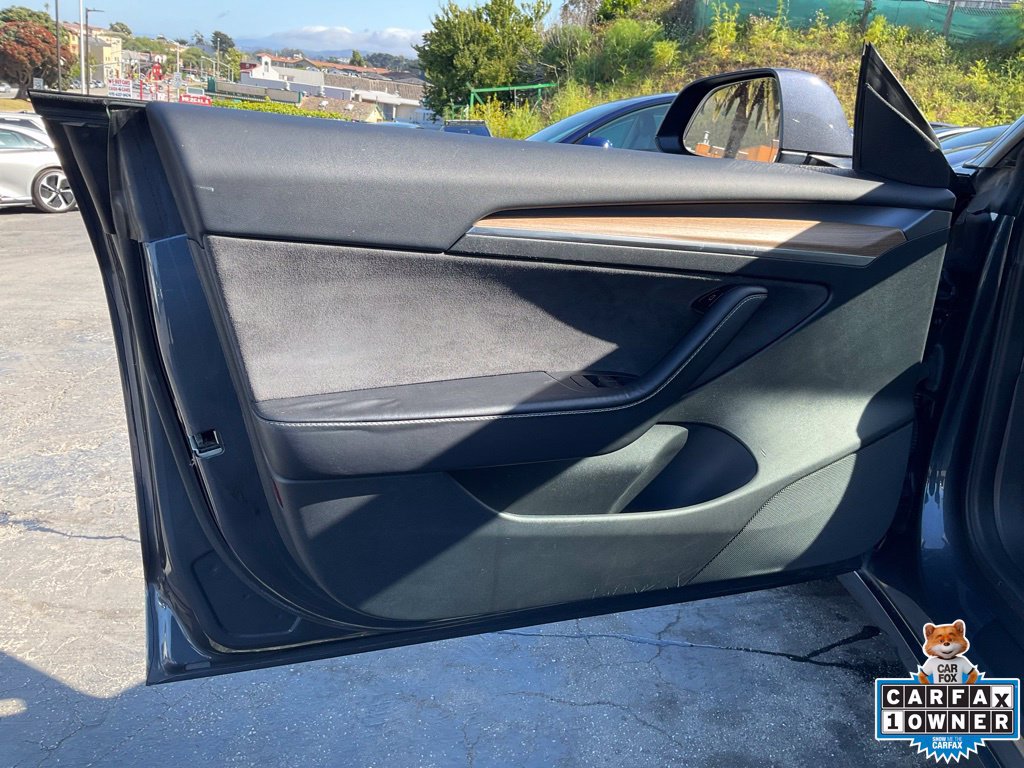 Used 2022 Tesla Model 3 Long Range AWD/4WD image 24