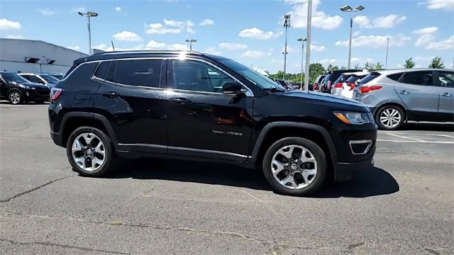 Used 2021 Jeep Compass Limited image 9
