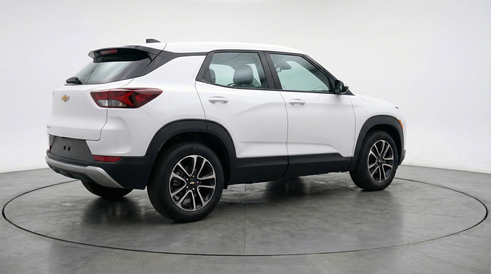 Used 2025 Chevrolet TrailBlazer LT FWD image 9