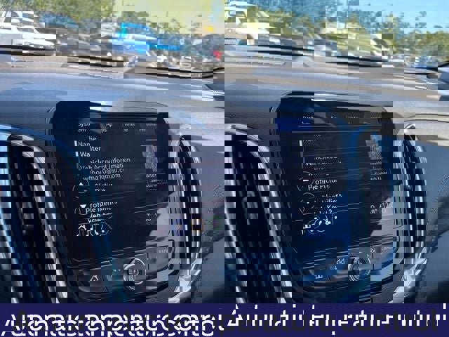 Used 2023 Chevrolet Equinox Premier w/ LPO, Floor Liner Package image 15