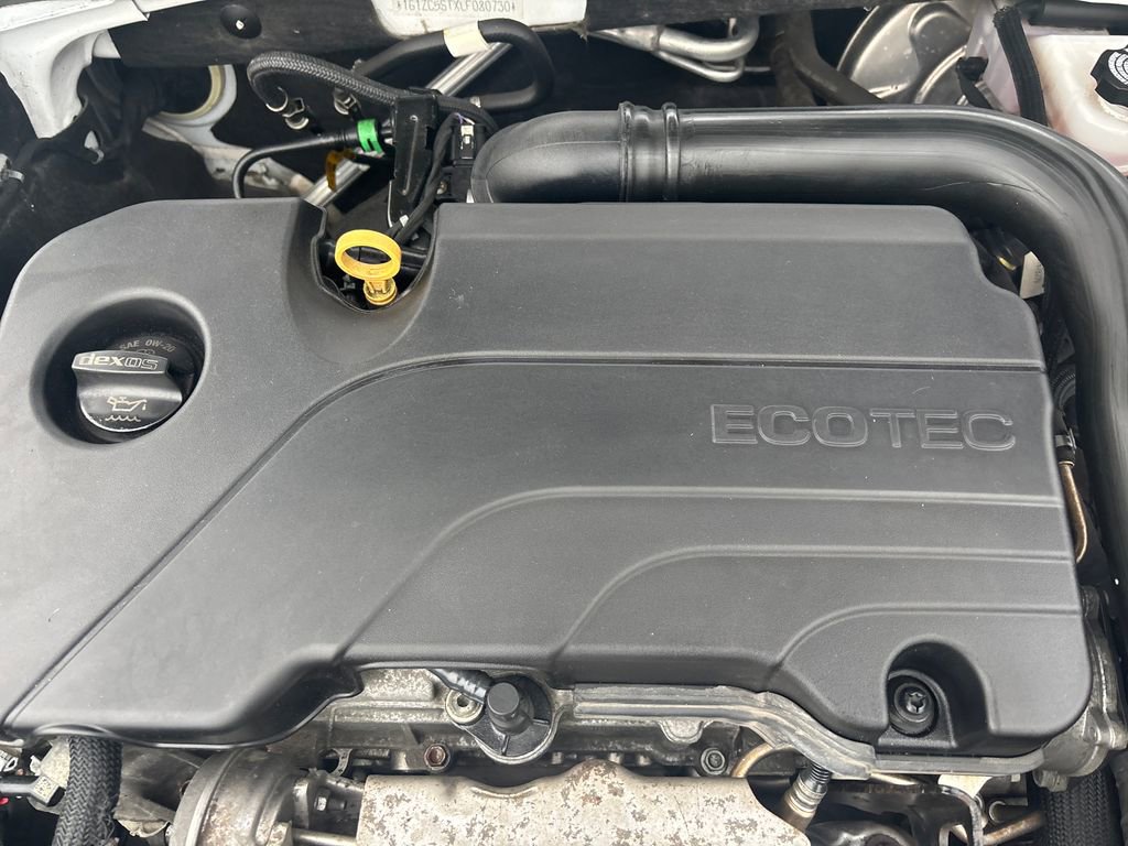 Used 2020 Chevrolet Malibu LS w/ Driver Confidence Package II image 28