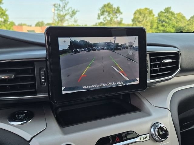 Used 2023 Ford Explorer XLT w/ Equipment Group 202A AWD/4WD image 26