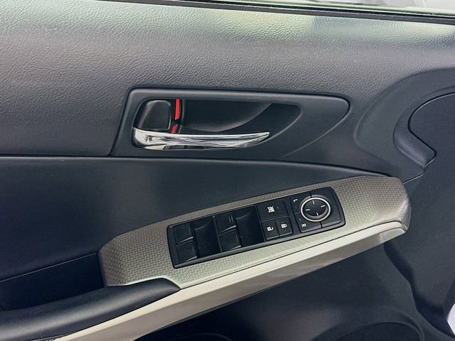 Used 2016 Lexus IS 300 AWD image 18