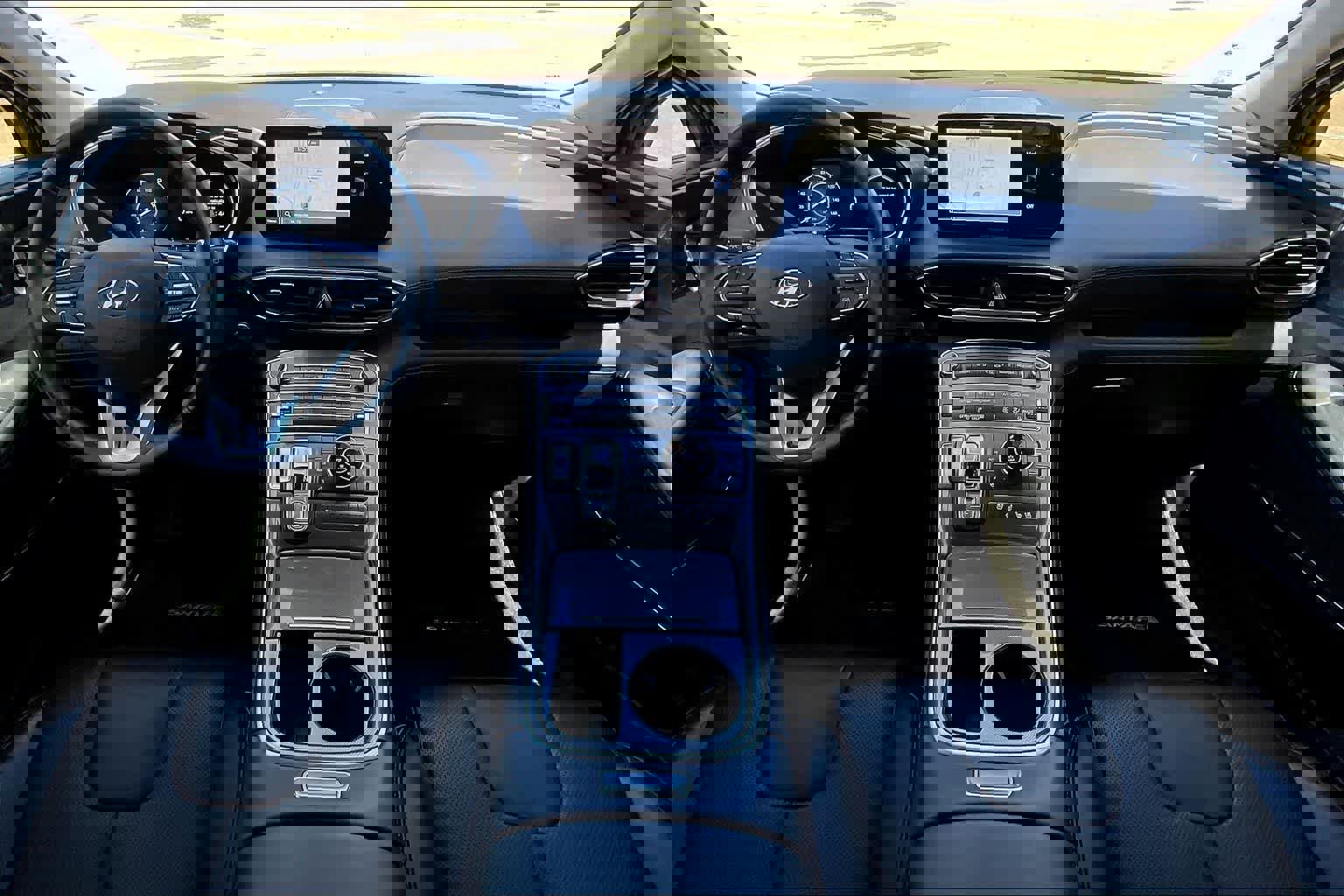 Used 2023 Hyundai Santa Fe Limited w/ Cargo Package image 9