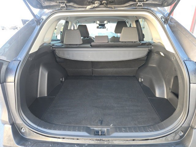 Used 2025 Toyota RAV4 XLE AWD/4WD image 29