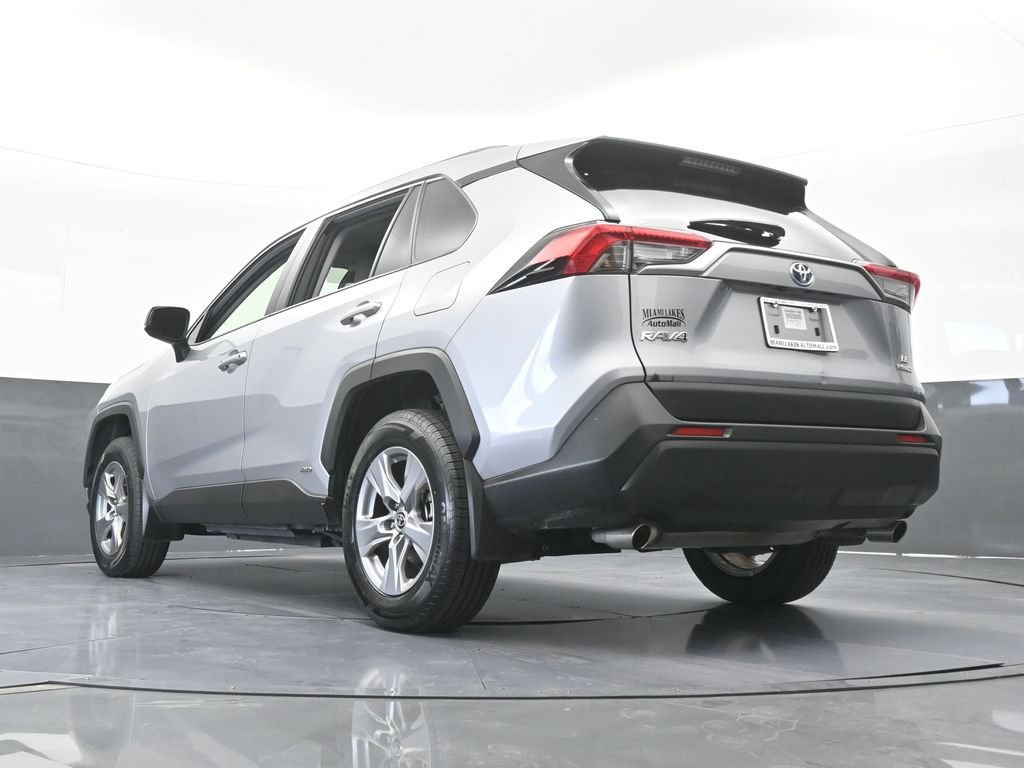 Used 2024 Toyota RAV4 LE AWD/4WD image 47