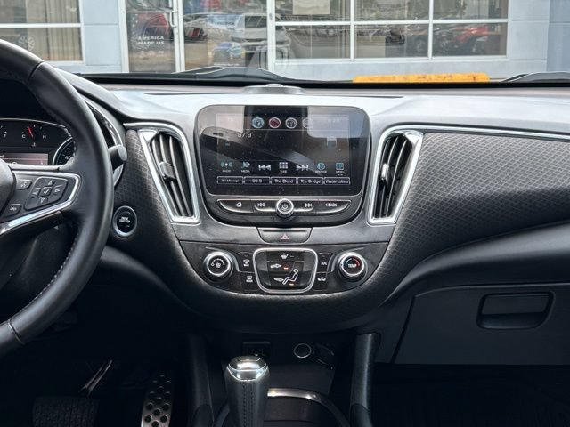 Used 2016 Chevrolet Malibu LT FWD image 23