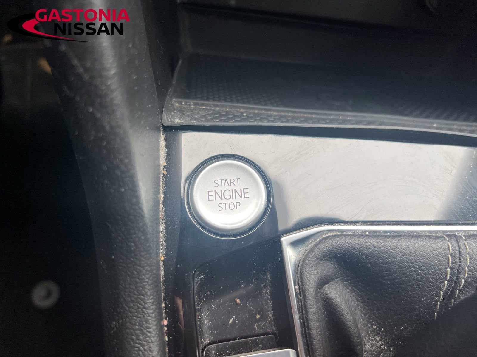 Used 2024 Volkswagen Taos SE image 40