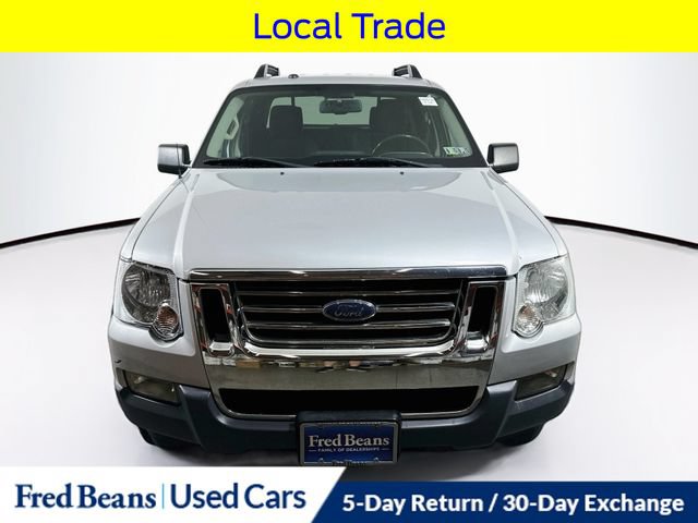 Used 2009 Ford Explorer Sport Trac XLT AWD/4WD image 2