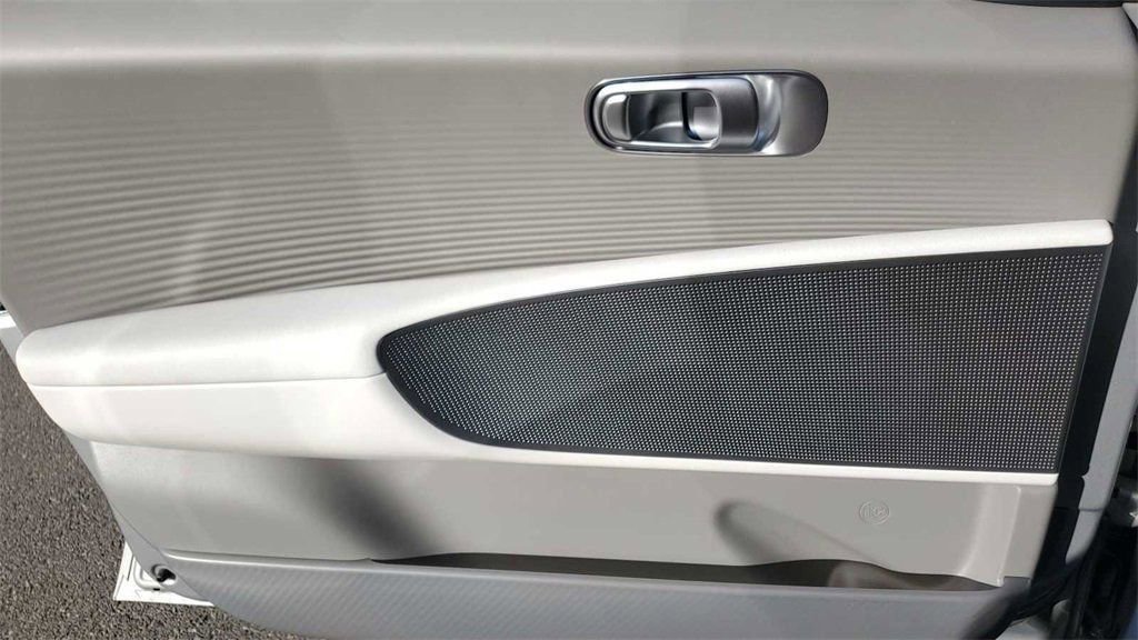 New 2025 Hyundai Ioniq 6 SEL image 26