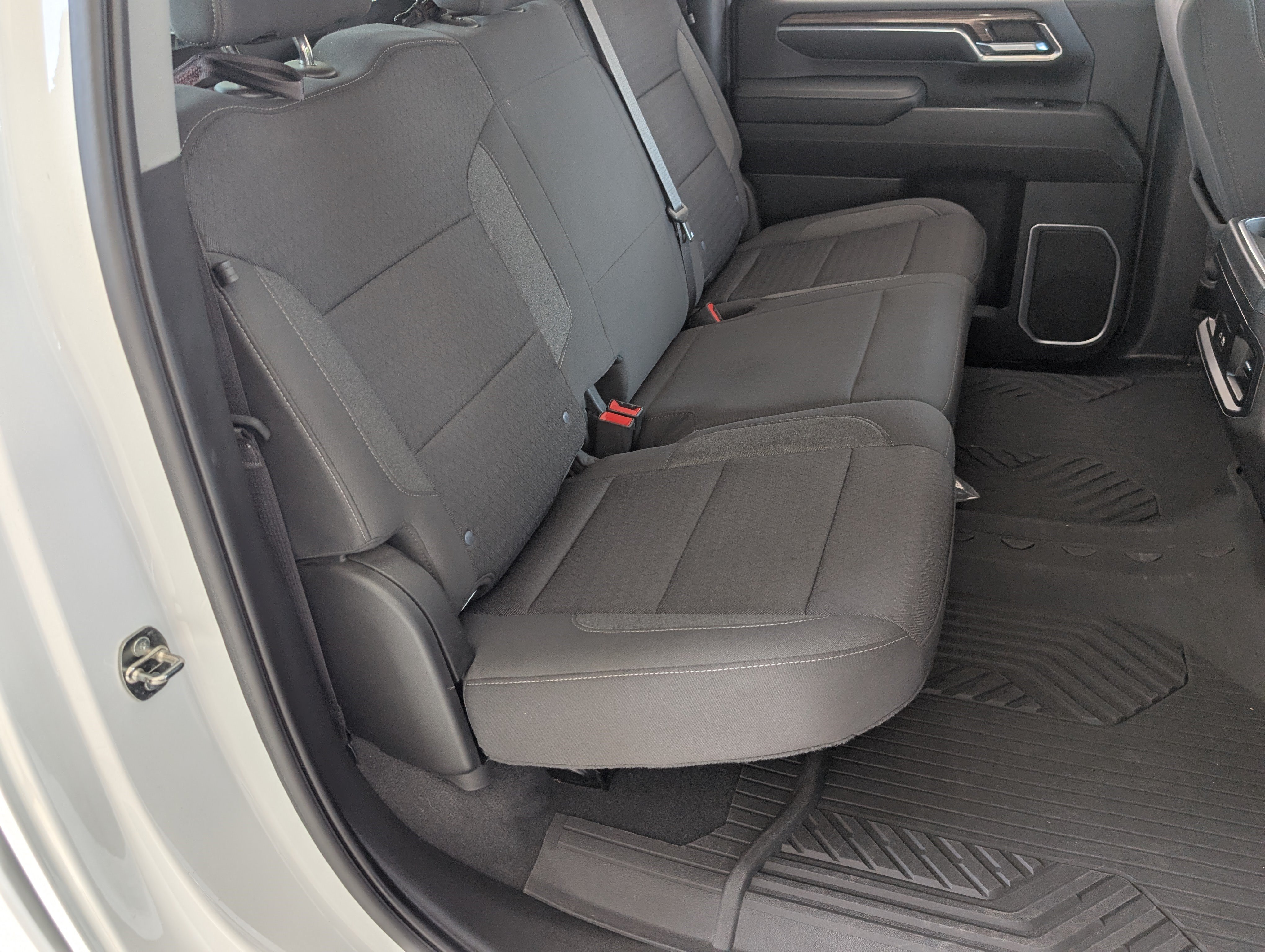 Used 2024 Chevrolet Silverado 2500 LT AWD/4WD image 19